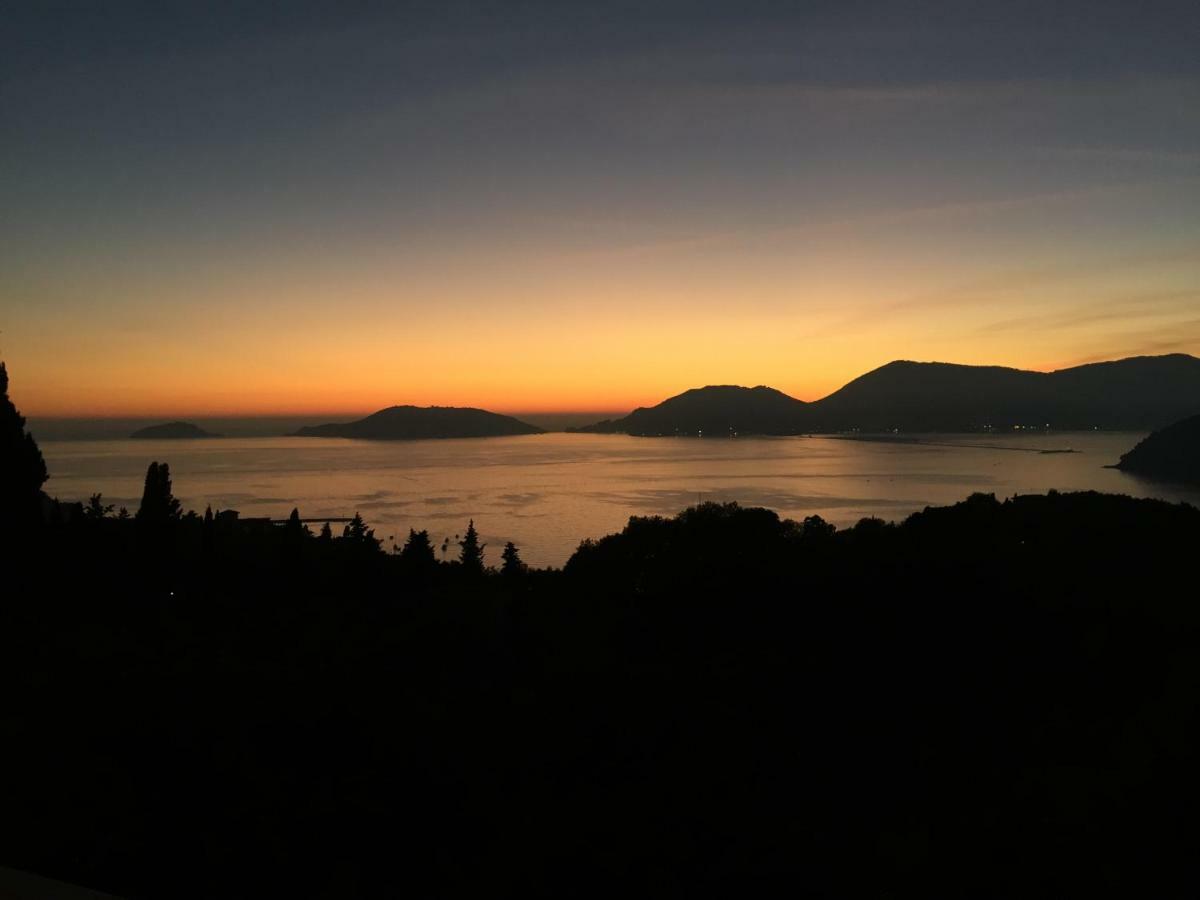 Very Nice Flat In Lerici 5 Terre Exterior photo